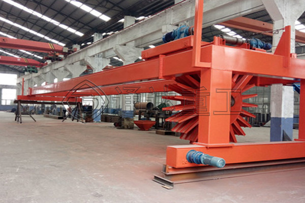 重慶老客戶20米輪盤翻堆機發(fā)貨