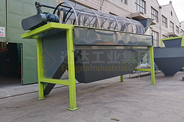 開(kāi)辦有機(jī)肥廠采購(gòu)有機(jī)肥生產(chǎn)線需要哪些設(shè)備配置