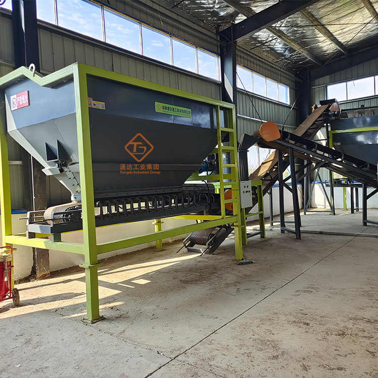 120萬羽雞產雞糞量多少?通達重工制作有機肥設備多少錢